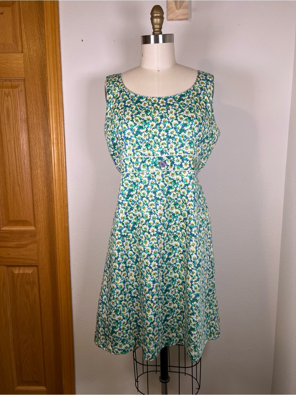 Vintage Lizsport Blue Daisy Dress Size 12